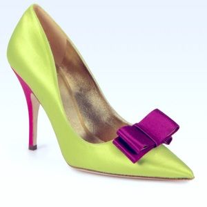 Not for sale, I’m looking for this shoe in a size 7.5 or 8